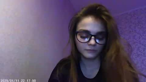 Snapshot of sophiesuvi chatting on January 11, 12:01 am Sophie and my bestie Mandy online show from January 11, 12:01 am