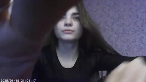 Snapshot of sophiesuvi chatting on January 14, 10:44 pm Sophie and my bestie Mandy online show from January 14, 10:44 pm