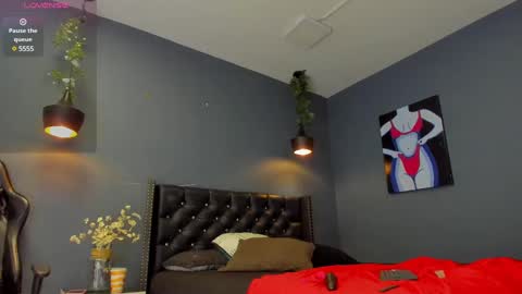 Snapshot of sophiietaylor_ chatting on January 15, 11:40 pm Sophie Taylor online show from January 15, 11:40 pm