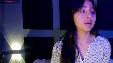SOPHY ROGERS online show from December 20, 11:54 am