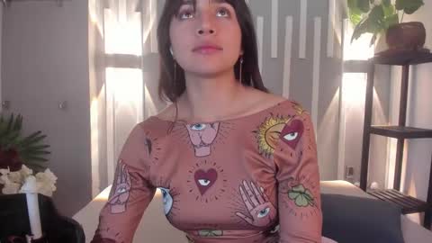 SOPHY ROGERS online show from February 4, 11:38 am