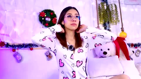 Sophie online show from December 22, 12:30 pm