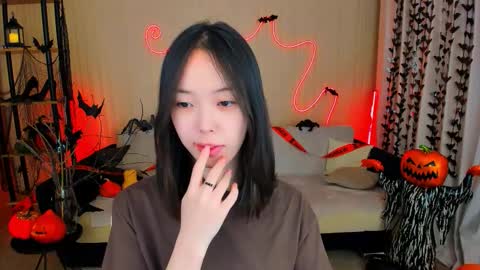 soulharmoonyy online show from October 24, 1:29 pm