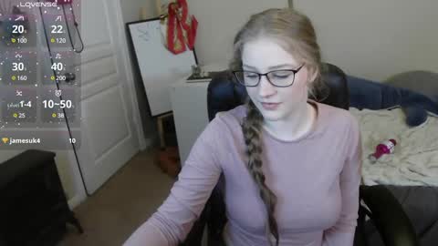 Bunnydathug online show from December 8, 11:35 am