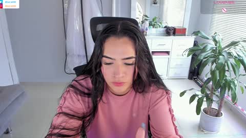 Luisa    online show from December 9, 7:39 pm