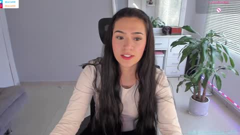 Luisa    online show from December 14, 9:02 pm