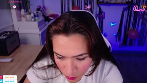 Luisa    online show from March 25, 3:45 am