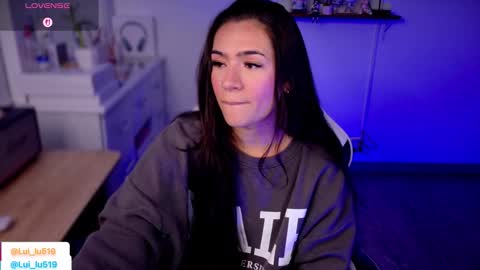 Luisa    online show from October 19, 5:15 pm