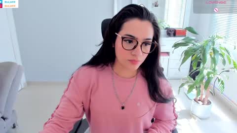 Luisa    online show from January 12, 3:24 pm
