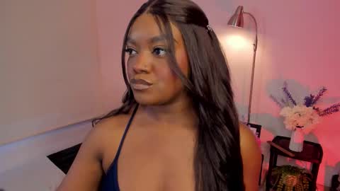 Maria  online show from November 9, 8:05 pm