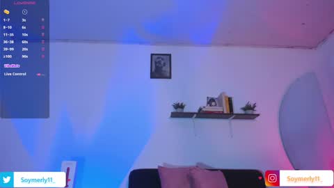 Independent Model Merly online show from December 19, 4:56 am