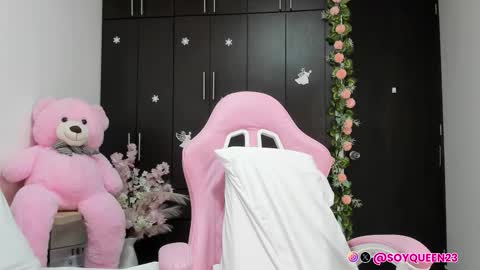 SoyQueen online show from September 18, 8:02 am