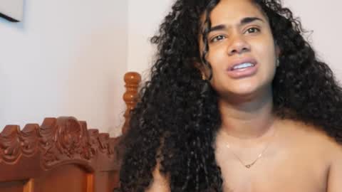 You want to talk to me more personal follow me in My Channel VIP  50 the discount       online show from March 8, 4:05 am