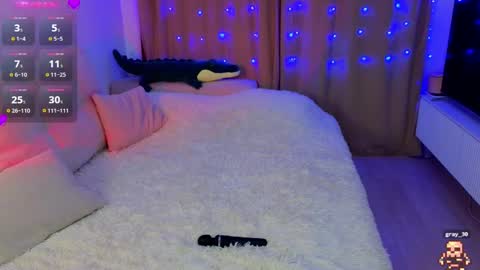 Rachel online show from February 10, 5:41 pm