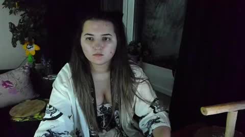 Snapshot of spanking_girls chatting on December 11, 12:02 am Evgenia online show from December 11, 12:02 am