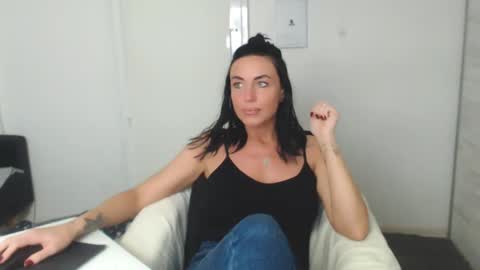 Carla online show from January 28, 6:39 pm