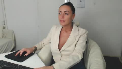 Carla online show from January 19, 4:57 pm