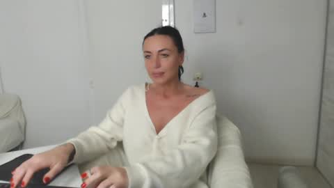 Carla online show from January 10, 7:11 pm