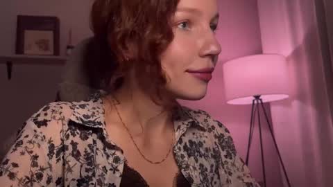Snapshot of spicy___caramel chatting on October 12, 5:15 pm spicy___caramel online show from October 12, 5:15 pm