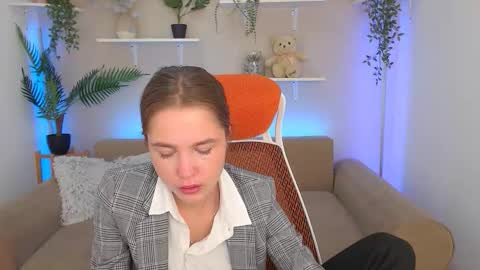 spicy_lexi online show from September 16, 6:32 am