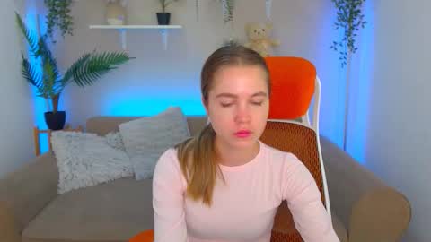 spicy_lexi online show from September 13, 6:21 am