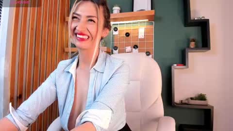 Sara online show from September 15, 2:25 pm