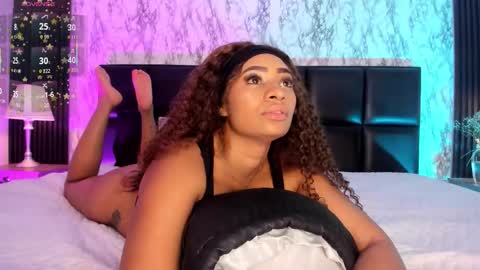 Snapshot of spicyamelia chatting on September 27, 4:25 pm Amelia GTM-5 817 IG Spicychoco am online show from September 27, 4:25 pm