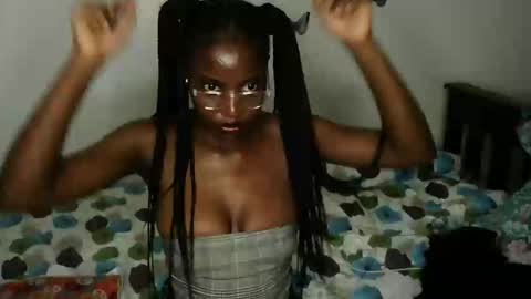 spicysashaa online show from September 16, 7:33 pm