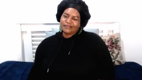 Snapshot of splendidtalitha chatting on October 21, 9:08 pm SplendidTalitha online show from October 21, 9:08 pm