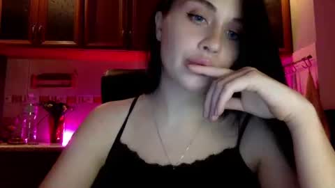 spoil9evangeline online show from March 12, 6:32 pm