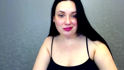 Snapshot of spoiled_lilit chatting on December 28, 11:05 pm Lilith online show from December 28, 11:05 pm