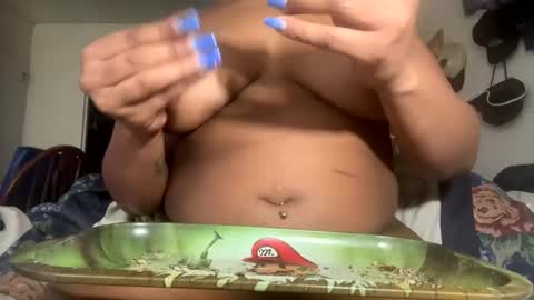 spoiledluxuriously online show from November 2, 4:43 pm