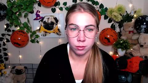 Karina online show from October 27, 8:54 am