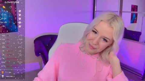 Snapshot of springajara chatting on October 14, 8:06 am Vetta online show from October 14, 8:06 am