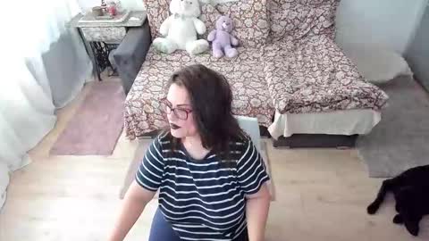 Kim online show from October 14, 8:06 am