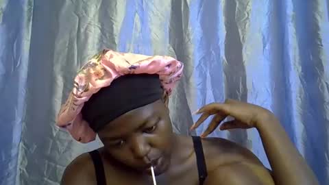 squirt_quueen online show from February 17, 1:05 am