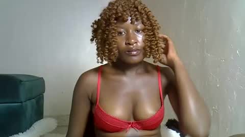 squirting_freak01 online show from October 24, 9:33 pm