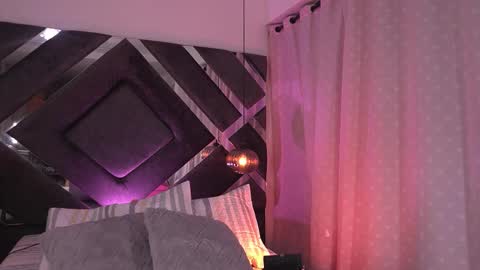 Snapshot of ss_samantha chatting on October 21, 7:18 pm samantha online show from October 21, 7:18 pm