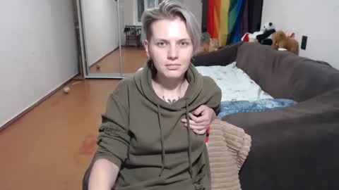 Stacey online show from December 3, 7:00 pm