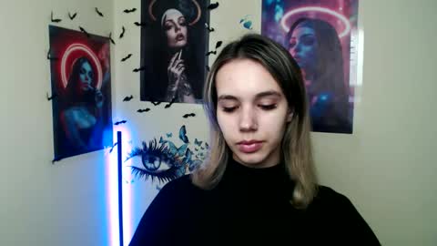 Stacy online show from October 25, 12:13 pm