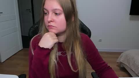 Stacy  online show from October 25, 2:57 pm