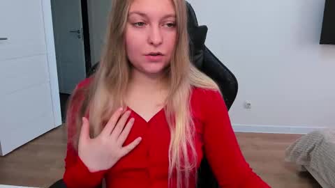 Stacy  online show from October 19, 10:28 am