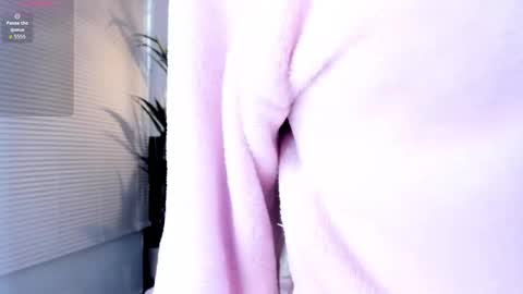 Stacy Rigel online show from October 18, 2:09 pm