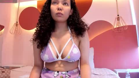 Snapshot of starkjoness chatting on September 14, 2:37 pm Stark Jones online show from September 14, 2:37 pm