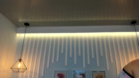 Snapshot of starkjoness chatting on October 27, 12:33 pm Stark Jones online show from October 27, 12:33 pm