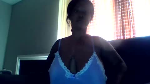 starlebomb online show from March 23, 2:01 pm