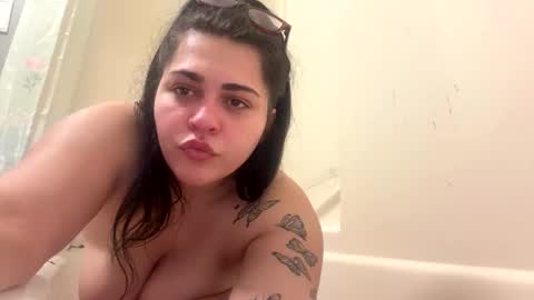 starrie_marrie online show from March 2, 4:12 am