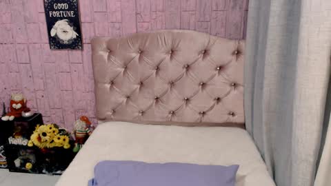 Celeste online show from January 4, 12:27 am