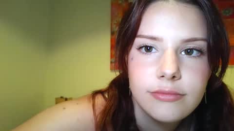 Snapshot of stassiebabyxo chatting on February 8, 3:52 am stassiebby online show from February 8, 3:52 am