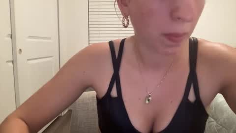 Snapshot of stassiethatsororitygirl chatting on February 19, 12:03 am Stassiethatsororitygirl online show from February 19, 12:03 am